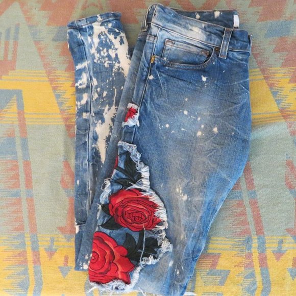 Denim - Golden Denim Acid Wash Rose Patch Skinny Jeans